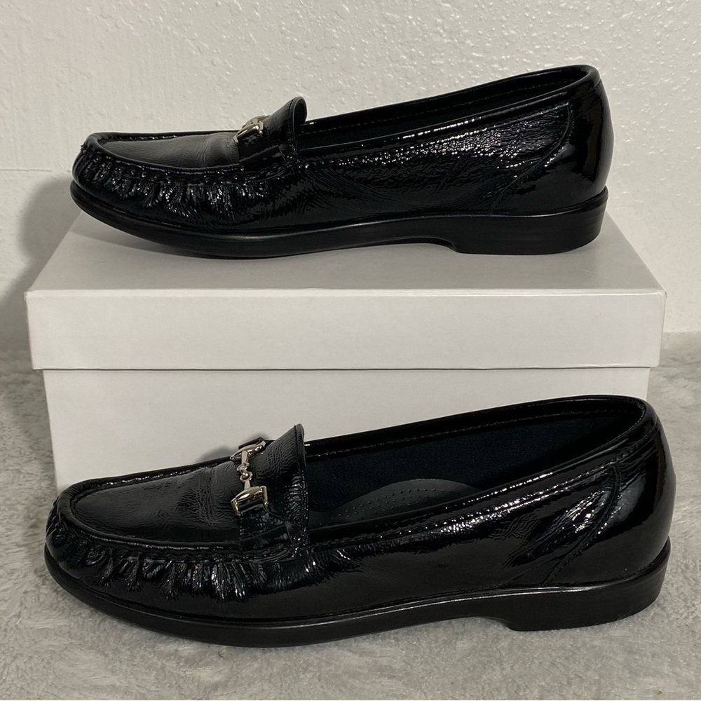 SAS Metro Black Patent Leather Loafers Women’s Size 7.5 Tripad Comfort Footbed - Picture 2 of 11